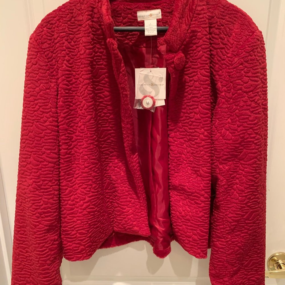NWT Size LG RED  Button Down Cape Style Coat